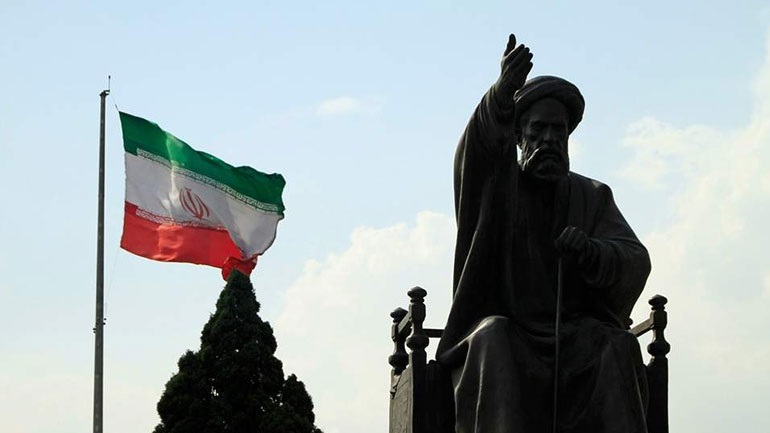 Ιράν: Ο αρχηγός του ναυτικού λέει ότι η χώρα είναι έτοιμη να υπερασπιστεί τα σύνορά της