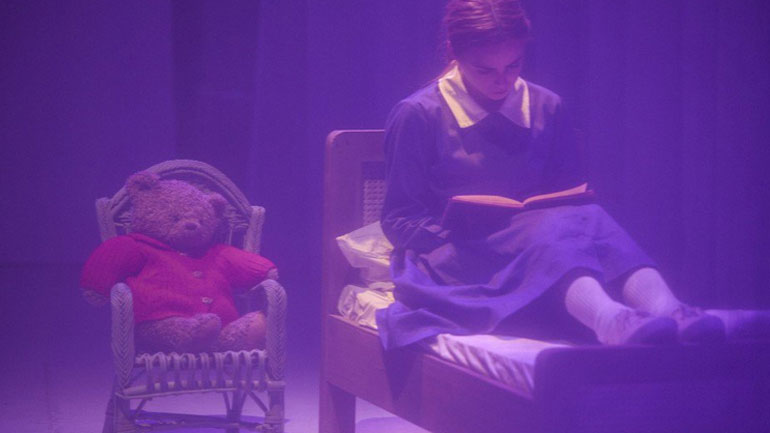 «Το ευχαριστημένο» της Μαρίνας Καραγάτση εκ νέου στο Θέατρο Πορεία