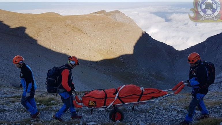 Βίντεο από την επιχείρηση για την ανάσυρση του 45χρονου ορειβάτη στον Όλυμπο