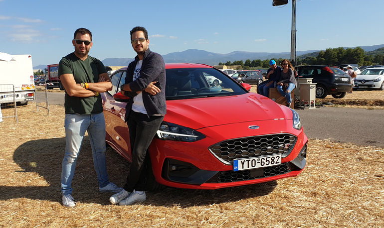 Το νέο Ford Focus ST έκανε την εμφάνισή του σε ελληνικό έδαφος! (στη φωτό, Βασίλης Σαρημπαλίδης και Γιώργος Σαργιαννίδης)