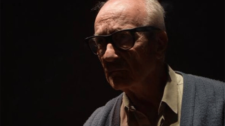 «Εγώ, ο Μάρκος Βαμβακάρης» στο Δημοτικό Θέατρο Πειραιά