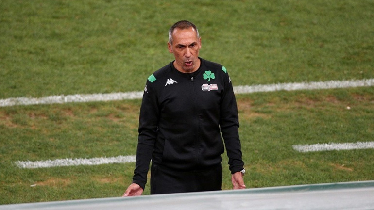 Δώνης στους παίκτες του: «Να μην πανηγυρίσει κανείς την ισοπαλία»