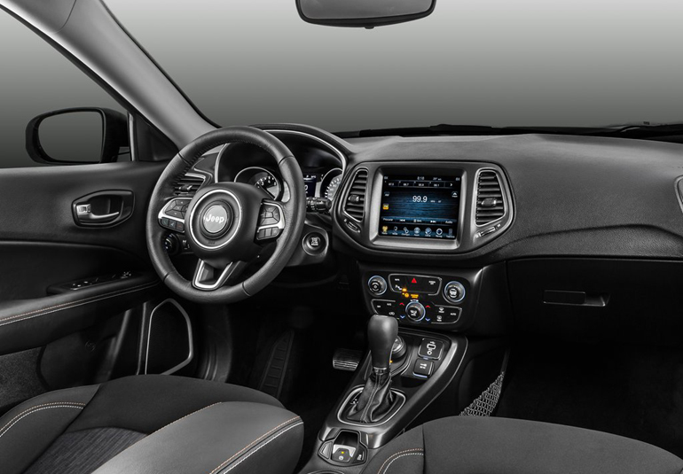 Πολύ υψηλή η ποιότητα κατασκευής στο εσωτερικό της καμπίνας των επιβατών