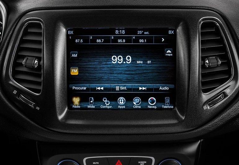 To σύστημα ψυχαγωγίας και ενημέρωσης στην κεντρική κονσόλα