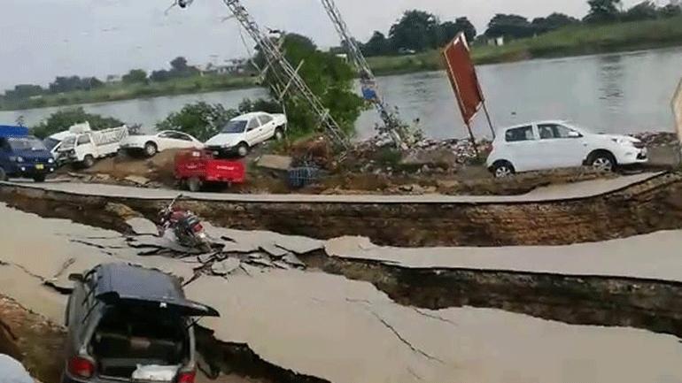 Πακιστάν: Τουλάχιστον οκτώ νεκροί και δεκάδες τραυματίες από τον ισχυρό σεισμό των 5,8R