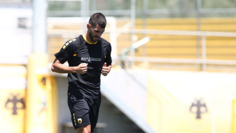 ΑΕΚ: Δυσκολεύει η συμμετοχή του Ολιβέιρα στο ντέρμπι