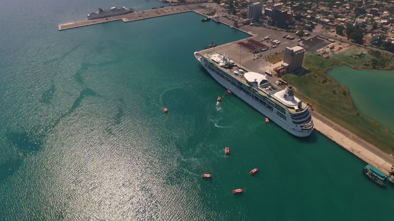 Τρία κρουαζιερόπλοια κατέπλευσαν σήμερα στο λιμάνι της Σούδας