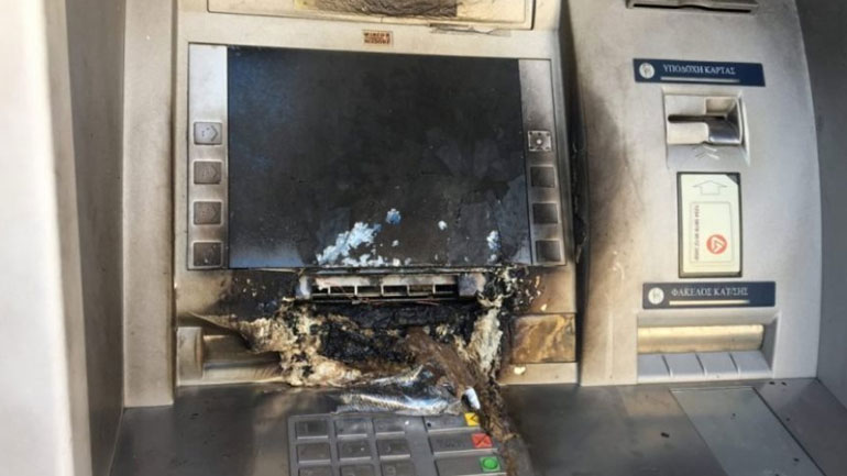 Έκρηξη σε ΑΤΜ στη Λ. Βουλιαγμένης