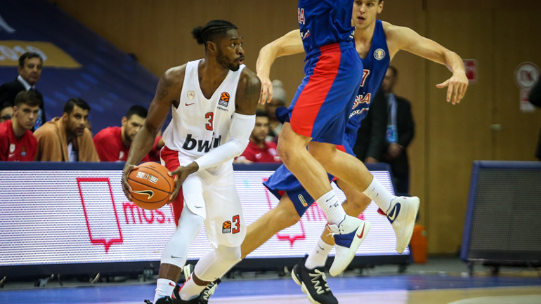 Βαριά ήττα για τον Ολυμπιακό, 91-66 η ΤΣΣΚΑ