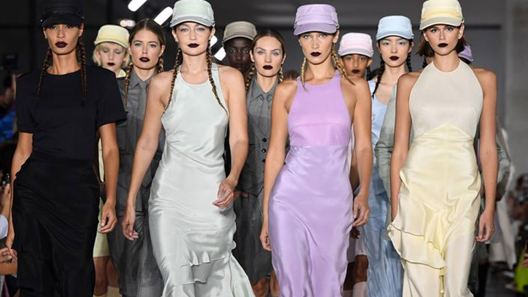 Οι gothic αποχρώσεις στα χείλη που θα μας απασχολήσουν τον χειμώνα!