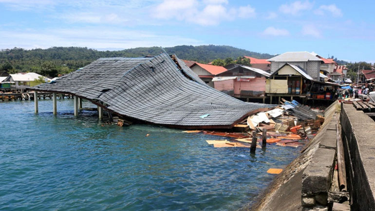 Iνδονησία: 20 οι νεκροί από τον σεισμό των 6,5R