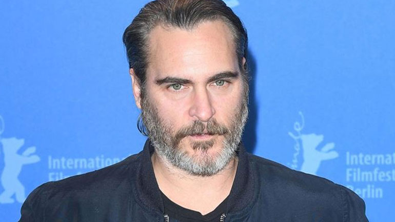 Joaquin Phoenix: Το φαβορί των Oscar ποζάρει στον φακό του Νίκου Αλιάγα!