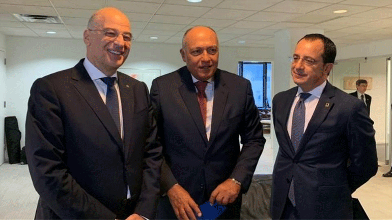 Τριμερής συνάντηση Ελλάδας – Κύπρου – Αιγύπτου: Στο επίκεντρο οι παράνομες τουρκικές γεωτρήσεις