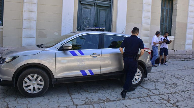 Πειραιάς: Γυναίκα εντοπίστηκε νεκρή μέσα σε αυτοκίνητο