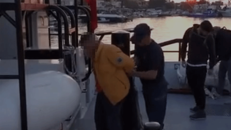 Τουρκία: Συνελήφθη Έλληνας για διακίνηση μεταναστών από τα τουρκικά παράλια