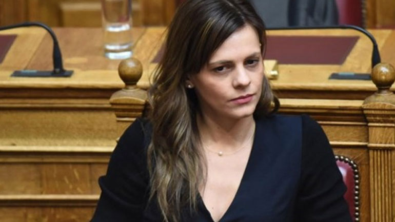 Ε. Αχτσιόγλου: Η πραγματικότητα διαψεύδει τη ΝΔ για τη σχέση μισθών και ανεργίας