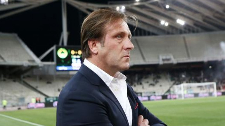 Μαρτίνς: «Ό,τι απόφαση παίρνω το κάνω μετά από μελέτη με τους συνεργάτες μου»