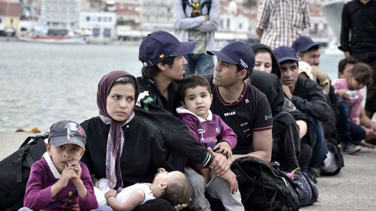 Μεταναστευτικό: «Ναι» υπό όρους από τους περιφερειάρχες για χώρους φιλοξενίας