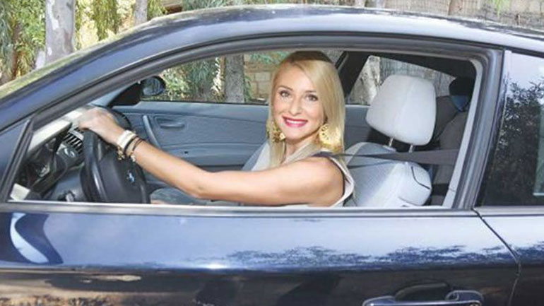 Έσπασαν το αυτοκίνητο της Μαρίας Φραγκάκη στο κέντρο της Αθήνας