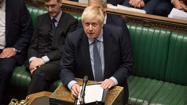 Τζόνσον: Δεν θα παραιτηθώ για να αποφύγω νέα παράταση του Brexit