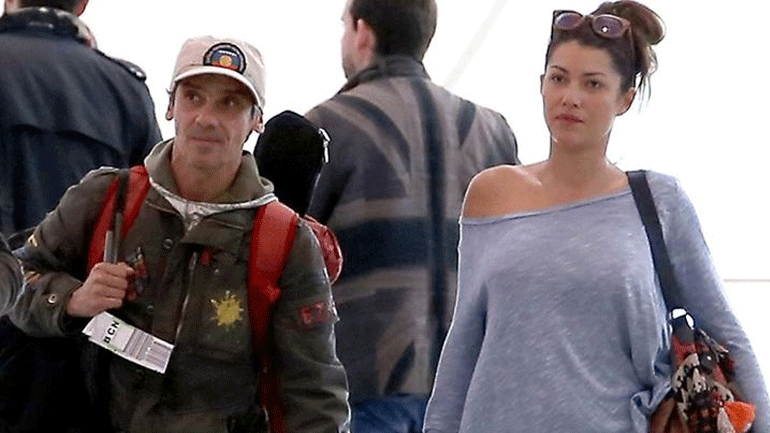 Η Κλέλια Ρένεση απαντάει για την πολυσυζητημένη ανάρτηση στα social media για τον πατέρα του παιδιού της