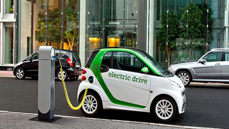 Μελετώνται κίνητρα για την προώθηση της ηλεκτροκίνησης