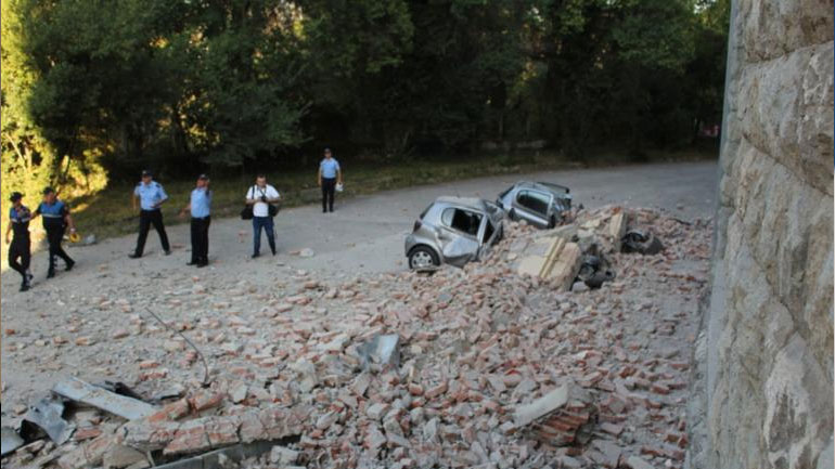 Ανθρωπιστική βοήθεια από την Ελλάδα στην Αλβανία μετά τον σεισμό