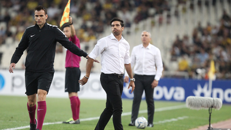 Φερέιρα: «Η ΑΕΚ αναθάρρησε μετά το χαμένο πέναλτι του Μπίσεσβαρ»