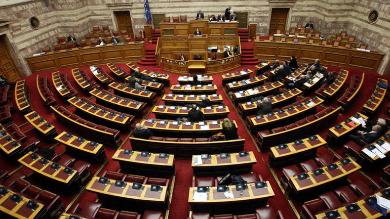 Όποιος δεν χοροπηδάει είναι Ολυμπιακός