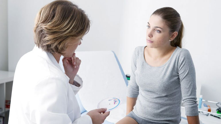 Τι μπορεί να προκαλέσει οίδημα στα μικρά και τα μεγάλα χείλη του αιδοίου;