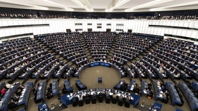 Κομισιόν: Τον Όλιβερ Βάρχελι θα προτείνει η Ουγγαρία για Επίτροπο