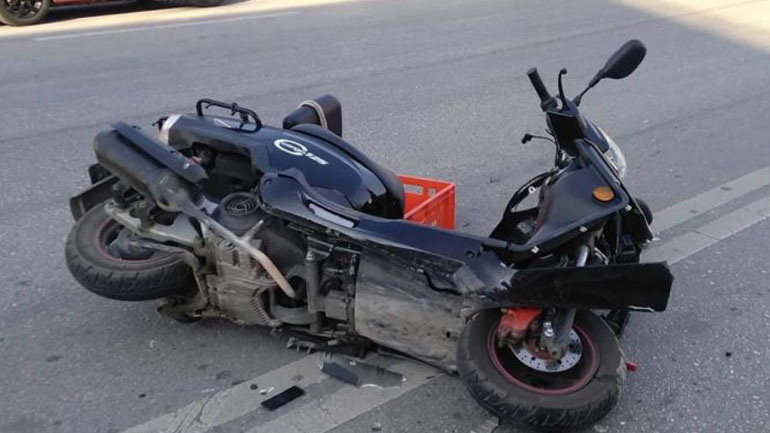 Ένας τραυματίας από τροχαίο ατύχημα στο κέντρο της Λάρισας