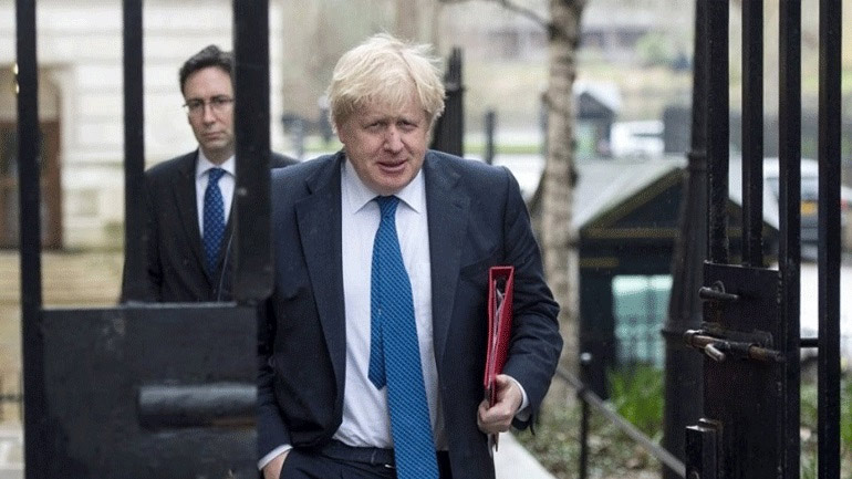 The Times: Ο Μπόρις Τζόνσον ζητεί από την Ε.Ε. να αποκλείσει το ενδεχόμενο νέας αναβολής του Brexit