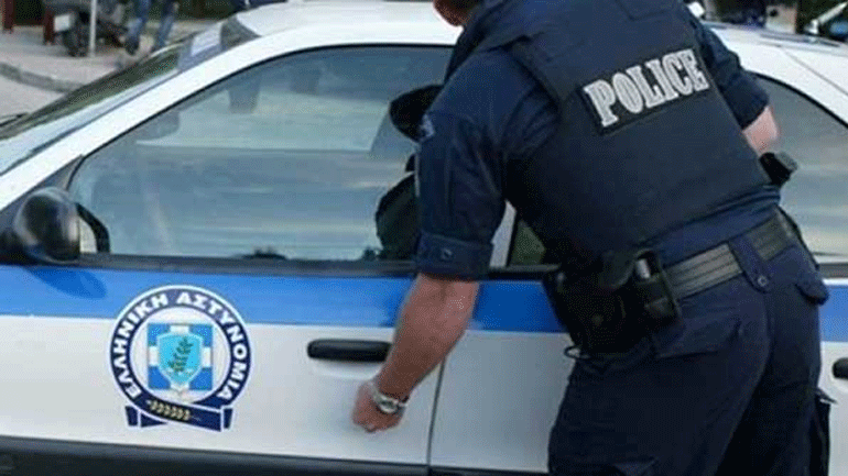 Απόπειρα εισβολής στον ραδιοφωνικό σταθμό «Αθήνα 9.84» – Οκτώ προσαγωγές