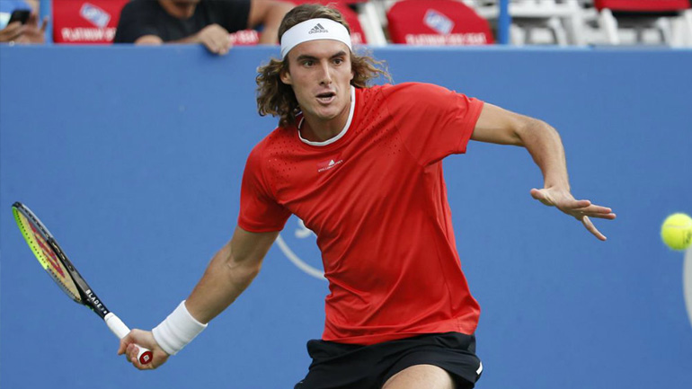 Τένις: Νίκη-πρόκριση με ανατροπή για τον Τσιτσιπά στο China open