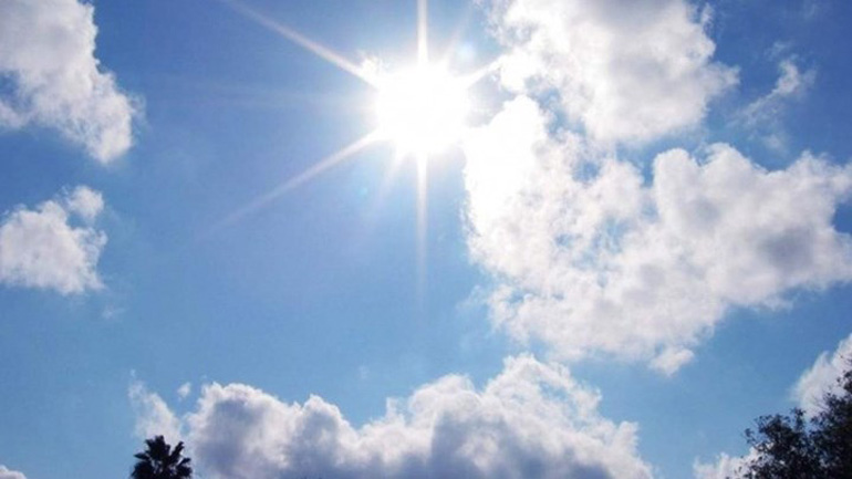 Θα συνεχιστούν και την Τετάρτη οι υψηλές θερμοκρασίες έως 33 βαθμούς