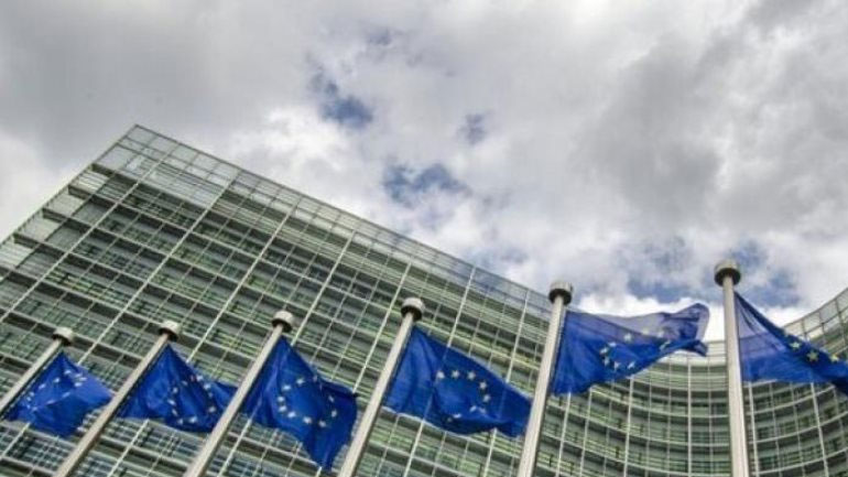 Νέους υποψηφίους για να εκπροσωπήσουν τη χώρα στην Κομισιόν όρισε το Βουκουρέστι