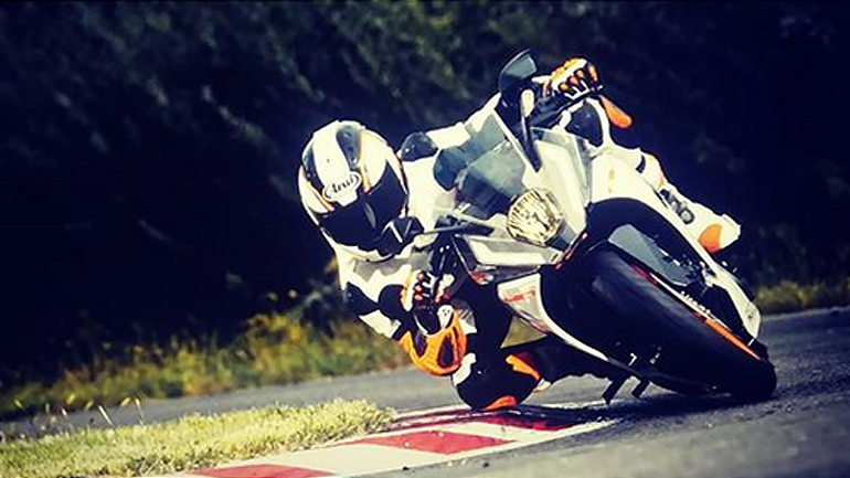 KTM RC390: Το 2020 θα του φέρει αλλαγές