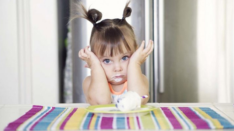 Πώς θα καταλάβετε αν το παιδί σας έχει αλλεργία σε κάποιο τρόφιμο;