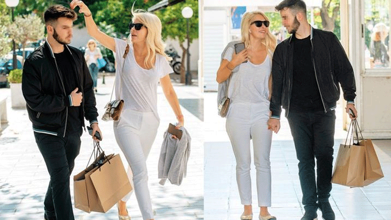 Ελένη Μενεγάκη: Χεράκι – Χεράκι με τον γιο της Άγγελο στην Κηφισιά!