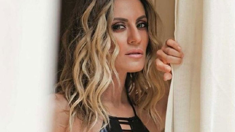 Το ξέσπασμα της Ελεονώρας Μελέτη: «Πόσα inbox θέλω να στείλω σε stories που εκθειάζουν “μαϊμούδες”…»