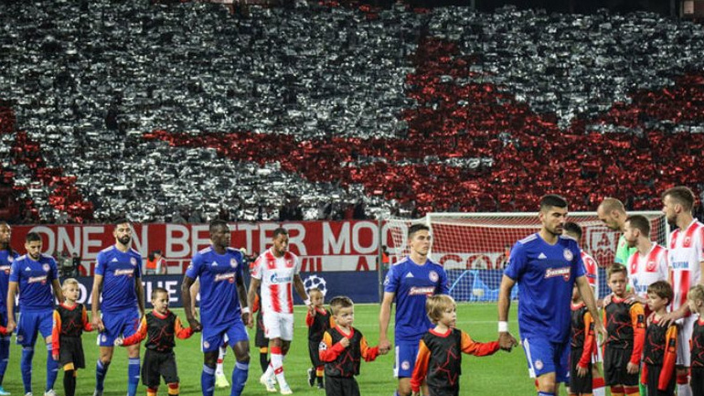 UEFA: Σε απολογία ο Ολυμπιακός για ρατσιστικό πανό