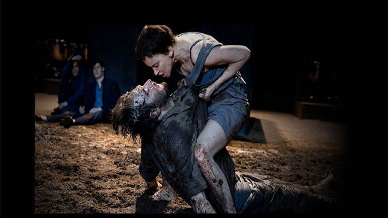 Η Comédie-Française στην οθόνη: Ηλέκτρα – Ορέστης του Ivo van Hove στο Γαλλικό Ινστιτούτο Αθηνών