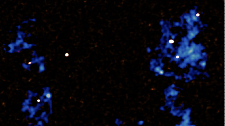 Οι αστρονόμοι είδαν τον μυστηριώδη κοσμικό ιστό που συνδέει τους γαλαξίες στο σύμπαν με «ποτάμια» αερίων