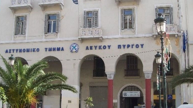 Θεσσαλονίκη: Είκοσι άτομα επιχείρησαν να εισβάλουν σε αστυνομικό τμήμα
