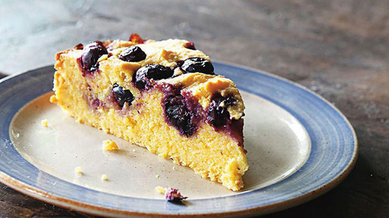 Κέικ με μαρμελάδα βατόμουρο χωρίς ζάχαρη