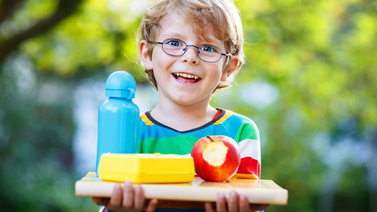 Οι τέσσερις μύθοι για τη διατροφή των παιδιών