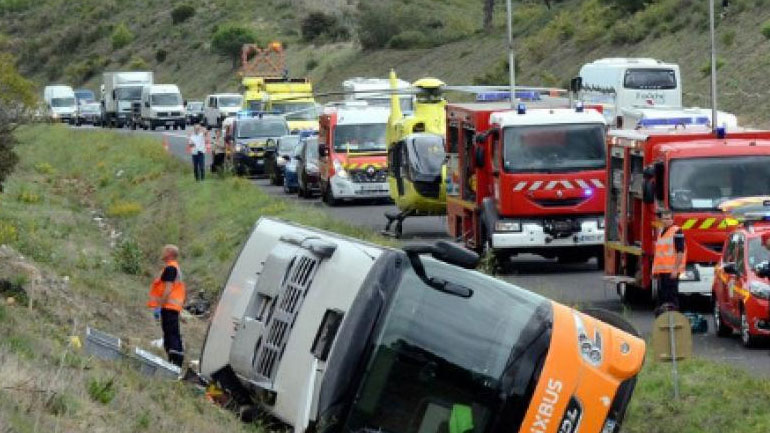 Ανατροπή λεωφορείου με έναν νεκρό και 17 τραυματίες στη Γαλλία
