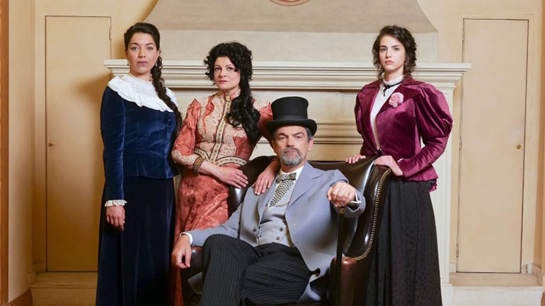 Όλα όσα θα δούμε στην αποψινή πρεμιέρα της σειράς «Το Κόκκινο Ποτάμι»