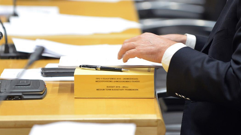 Κατατίθεται σήμερα το προσχέδιο του προϋπολογισμού – Στόχος για πρωτογενές πλεόνασμα 3,5% και το 2020